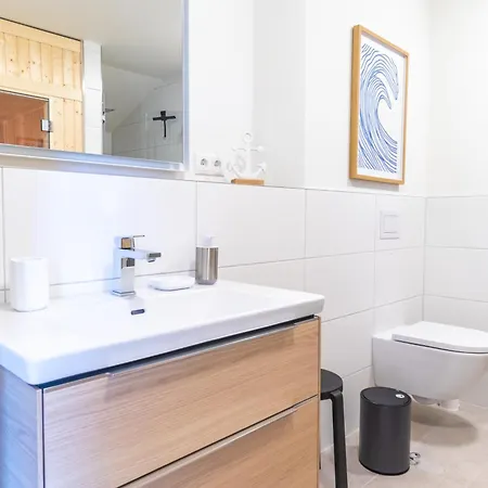 Matanzas- Penthouse Mit Dachterrasse, Sauna & Strandnah! Kellenhusen